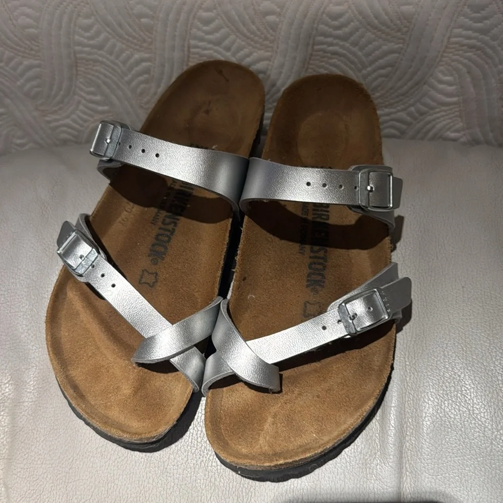 Birkenstock Mayari thong sandals size 37 in silverr - Picture 3 of 5